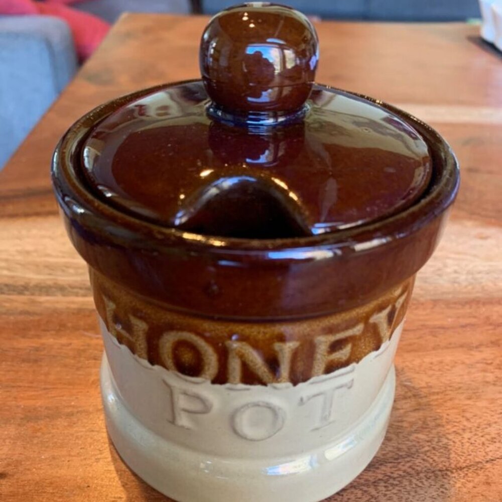 Vintage kitchen Ceramic Stoneware Brown & Tan Honey Pot - 5" Hw/lid